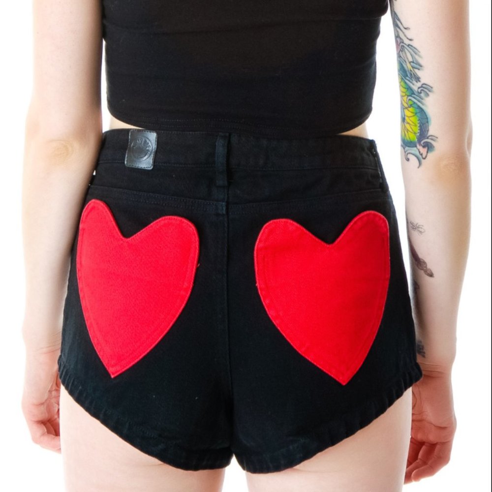 NWT Lazy Oaf Heart Pocket Shorts Sz Small